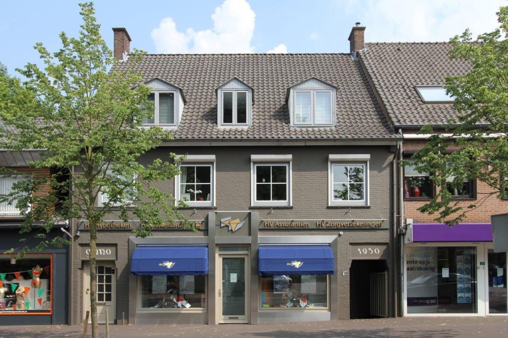 Kantoor HV Makelaardij aan de Dorpsstraat in Groesbeek